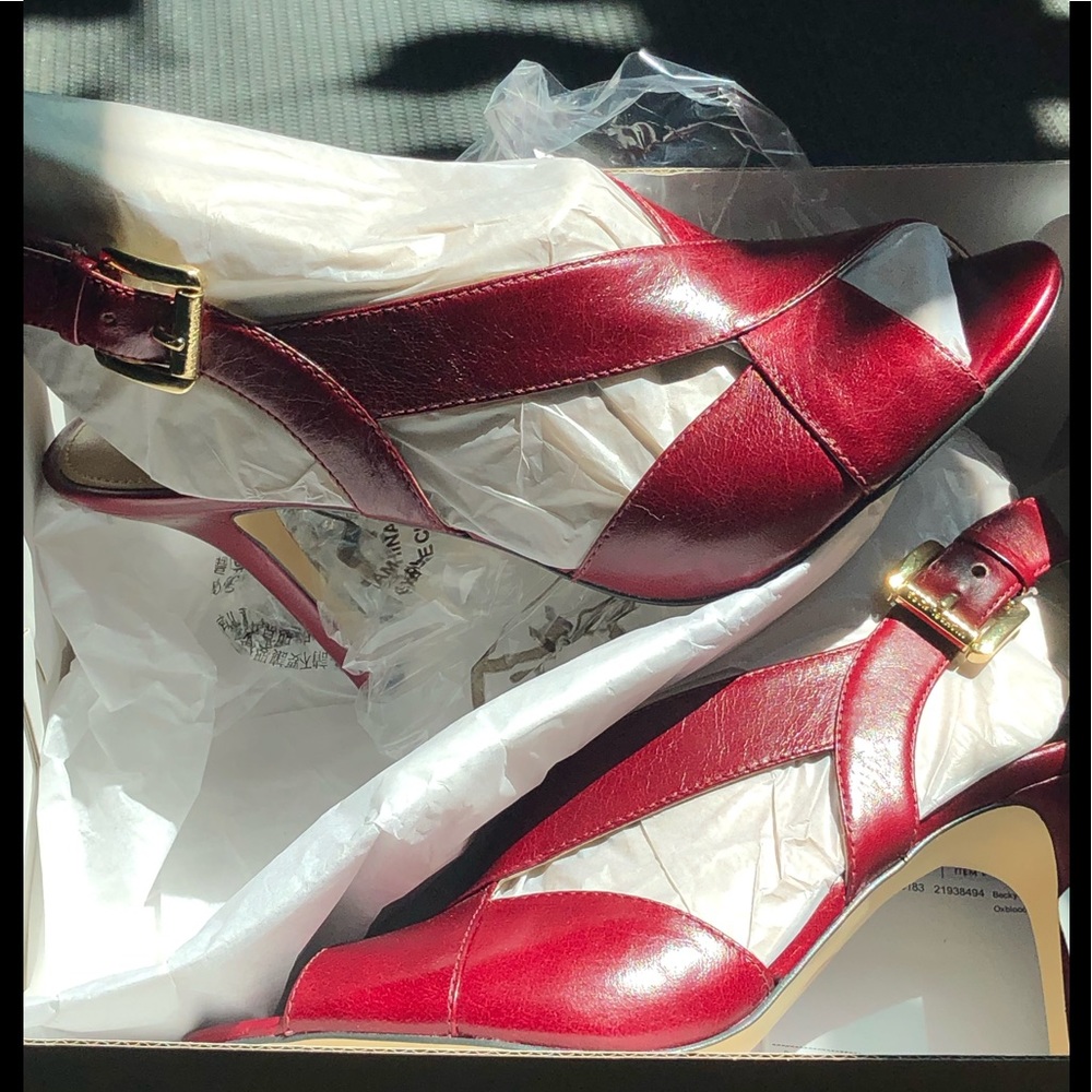 Michael Kors Becky sandal Brand New